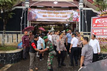 Kapolres Wonogiri Cek Pengamanan Di Gereja