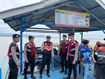 Libur Akhir Pekan, Sat Samapta Polres Wonogiri Patroli Obyek Wisata