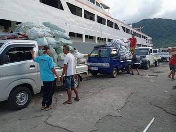 Masyarakat Kepulauan Sangihe Ketagihan Paket Online