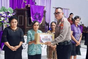 Polres  Berikan Sembako, Program Minggu Kasih di Pekakentengan