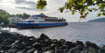 Cuaca Buruk Hambat Pelayaran Armada Laut Manado Siau