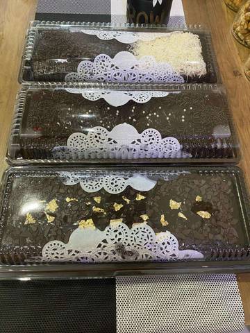Toko Kue Kebanjiran Orderan
