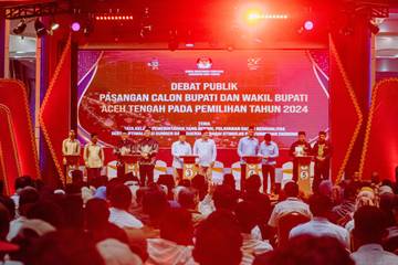 FOTO : DEBAT PUBLIK PASANGAN CALON BUPATI DAN WAKIL BUPATI ACEH TENGAH 2024-2029