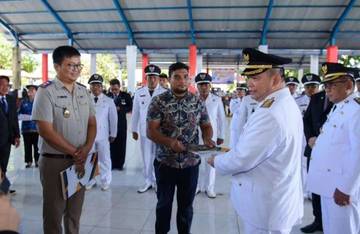 BPN  Talaud  Serahkan Sertifikat Tanah ke Pemda