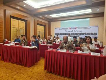 Orientasi Anggota Dekab Talaud