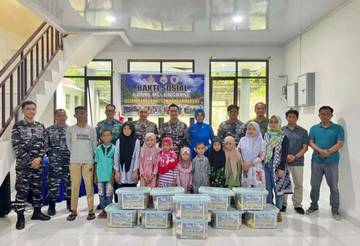 Sambut HUT Koarmada, Lanal Melonguane Gelar Baksos