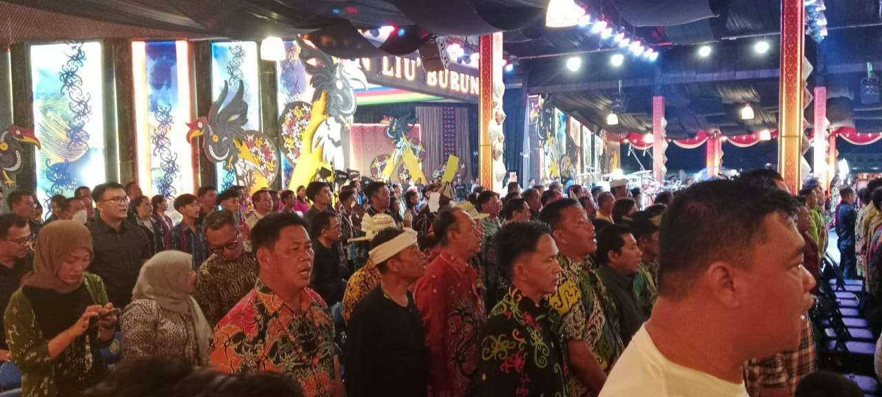 Kepala RRI Tarakan Menghadiri Malam Penutupan Irau Malinau