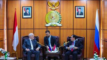 Ketua DPD RI Bertemu Perwakilan DPD Rusia
