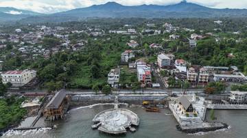 Pembangunan Malalayang Beach Walk Tahap II di Manado