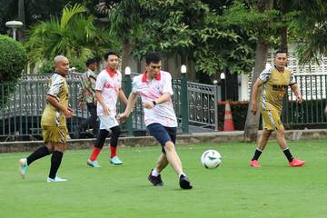 Friendly Match Kicks Off Business Matching in Bangkok