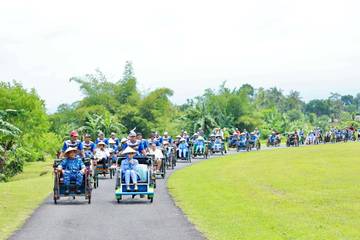  Air Force Chief Leads Rice Harvest in Tasikmalaya
