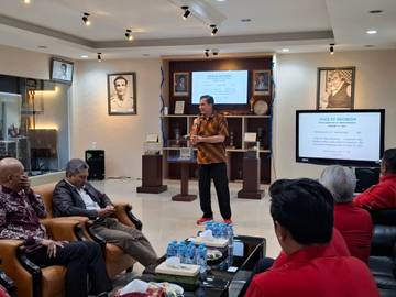 IKIM Explores Broadcast Collaboration with RRI VOI