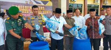 Polres Kulon Progo Musnahkan Ribuan Botol Minuman Keras