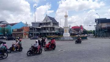 H+2 Idulfitri Arus di Tugu Jogja Landai Lancar