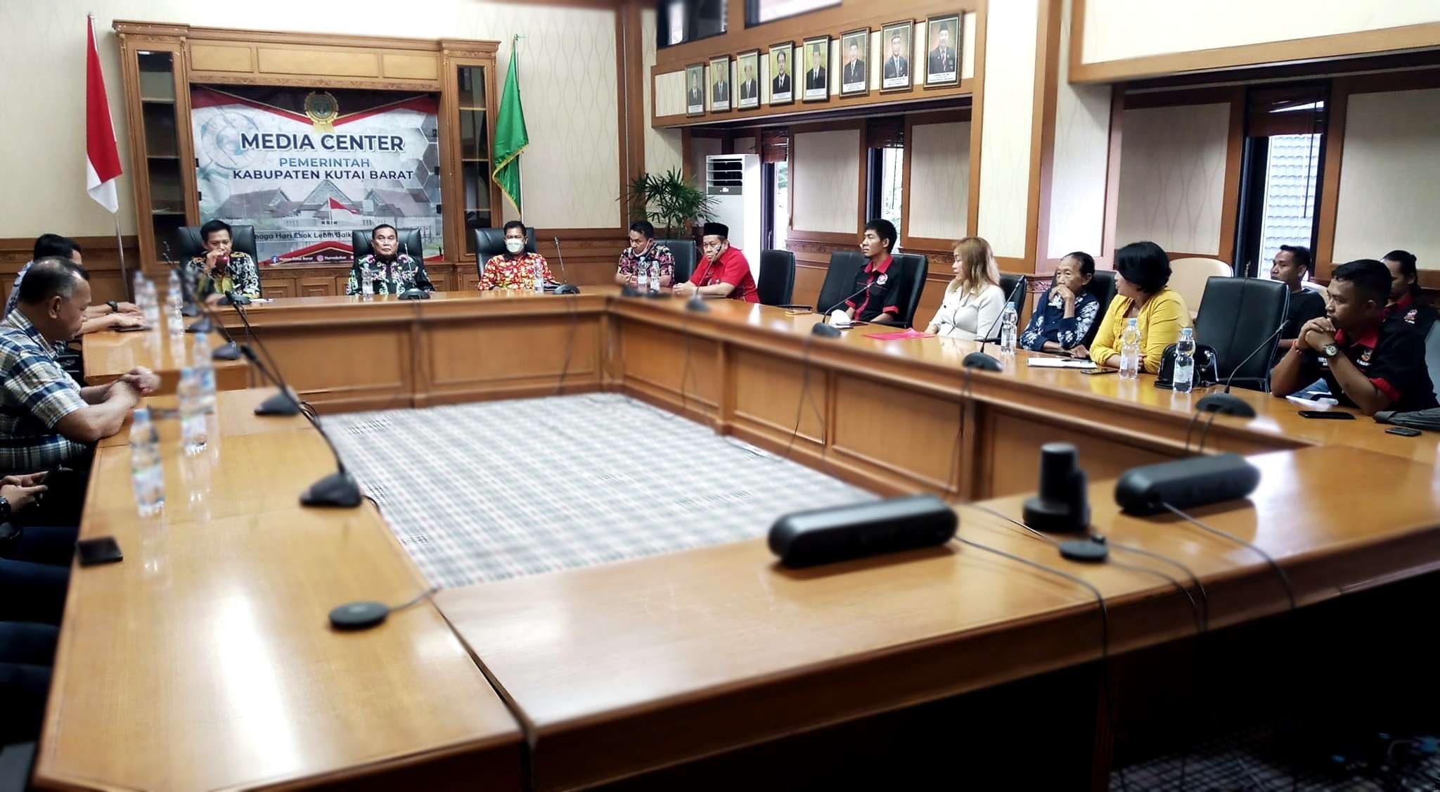 Mediasi Warga Dingin-PT.EBH yang Dipimpin Bupati Kubar Kembali Buntu