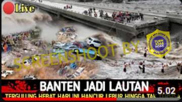 [SALAH] Gelombang Tinggi Libas 2 Kabupaten di Banten Hingga Hancur