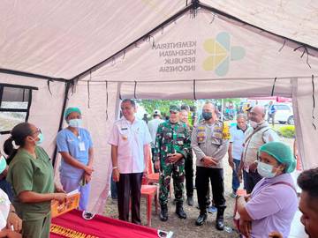 Polres Flotim Bantu Penanganan Erupsi Gunung Lewotobi