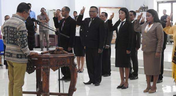 Penjabat Bupati Lembata Lantik 16 Kepala Puskesmas  Baru