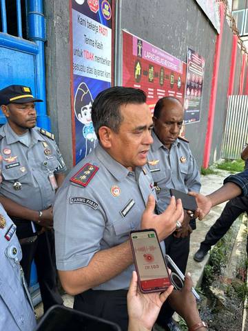 Minim Personil  dan Kapasitas , 53 Warga Binaan LP Sorong Melarikan Diri .