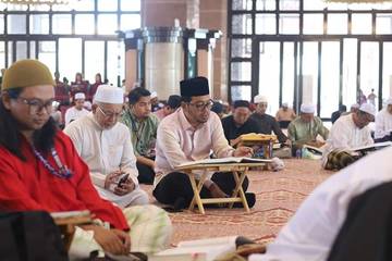 Sejarah dan Tradisi Sama’ Hadist Sahih al-Bukhari