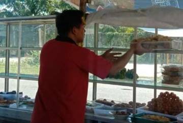 Pembeli Sepi, Pedagang Takjil di Singkil Mengeluh 