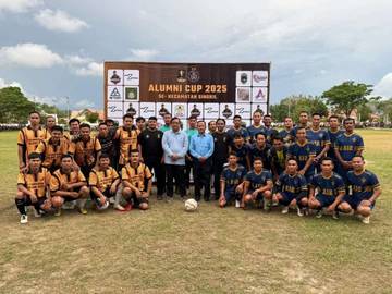 Bupati Buka Turnamen Alumni Cup Se-Kecamatan Singkil
