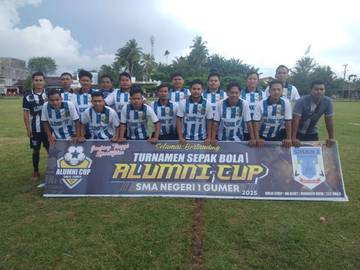 Turnamen Alumni Cup SMAN 1 Gumer Berlangsung Meriah 
