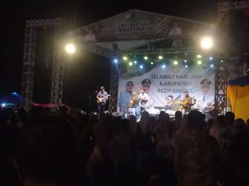 Destanada Tampil Memukau Penutupan HUT Aceh Singkil 