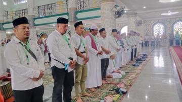 Wabup Minta JCH Doakan Keselamatan Singkil di Mekkah 
