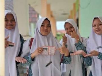 Siswa di Singkil Luncurkan Buku Panduan Menghadapi Bencana