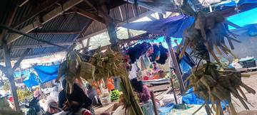 Cangkang Ketupat di Singkil Sepi Pembeli