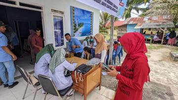 Antusiasme Warga Aceh Singkil Ikut Cek Kesehatan Gratis