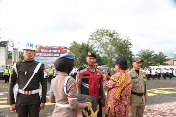 Polres Aceh Singkil Apel Gelar Pasukan Operasi Lilin 