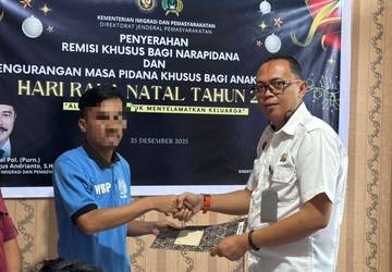 Sejumlah Warga Binaan Rutan Singkil Terima Remisi Natal