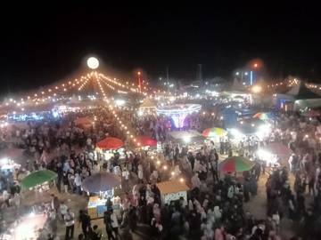 Wahana Pasar Malam di Aceh Singkil Diserbu Pengunjung
