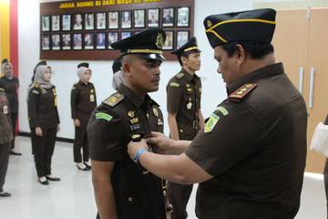 Lantik Pejabat Baru, Kajari Singkil Tekankan Integritas Kerja