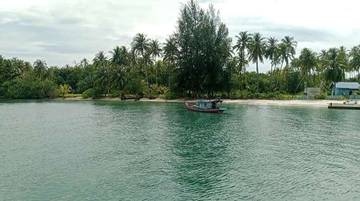 Menjelajahi Pulau Eksotis Singkil, Berpotensi Menjadi Wisata Bahari 
