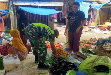 TNI Pantau Ketersediaan Stok dan Harga Sembako