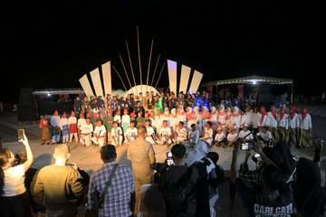 Lima Tarian Adat Meriahkan Pentas Budaya Festival Wanu Budaya