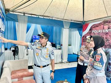 Direktur Keuangan Jasa Raharja Tinjau Pos Pelayanan Terpadu