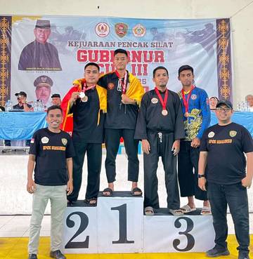 Danlantamal IX Apresiasi Prajurit Berprestasi di Kejuaraan Silat