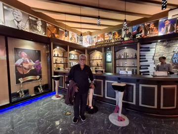 Kunjungan Direktur AMO ke Museum Musik Dunia, Malang
