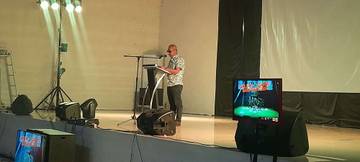 Festival Dance Panitia Super Expo-X Schontes Berlangsung Meriah