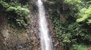 Surga Tersembunyi di Hutan Ureng Jazirah Leihitu