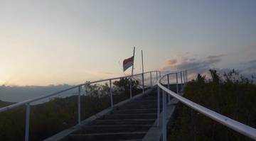 Pesona Bukit Tatanggo Namlea, Keindahan yang Memukau