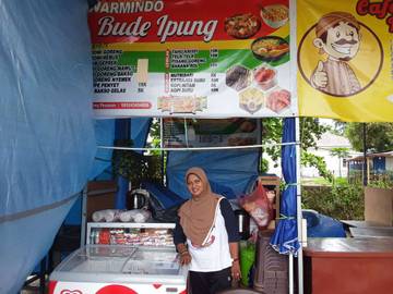 Geliat UMKM Halong Beach Lanal Ambon