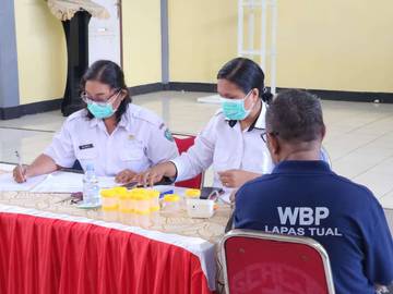 Lapas Tual Lakukan Pemeriksaan HIV-AIDS-PTM bagi Warga Binaan   