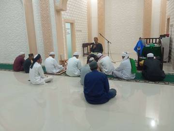 Itikaf Berjamaah Pada Malam Ganjil Di Bulan Ramadhan