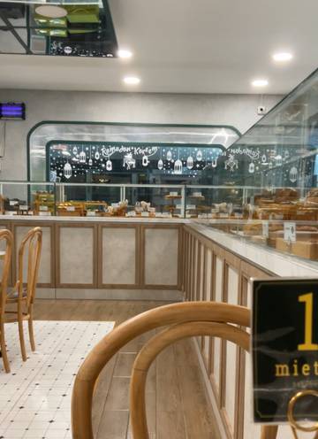 Miette Bakehouse: Perpaduan Cita Rasa dan Nuansa Paris yang Aesthetic di Kota Palu