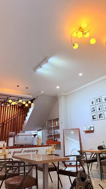 Memory Cafe, Spot Nongkrong Instagramable di Ampana